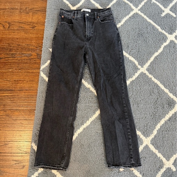 Abercrombie & Fitch Denim - Abercrombie and Fitch The Ankle Straight Ultra High Rise Black Jeans